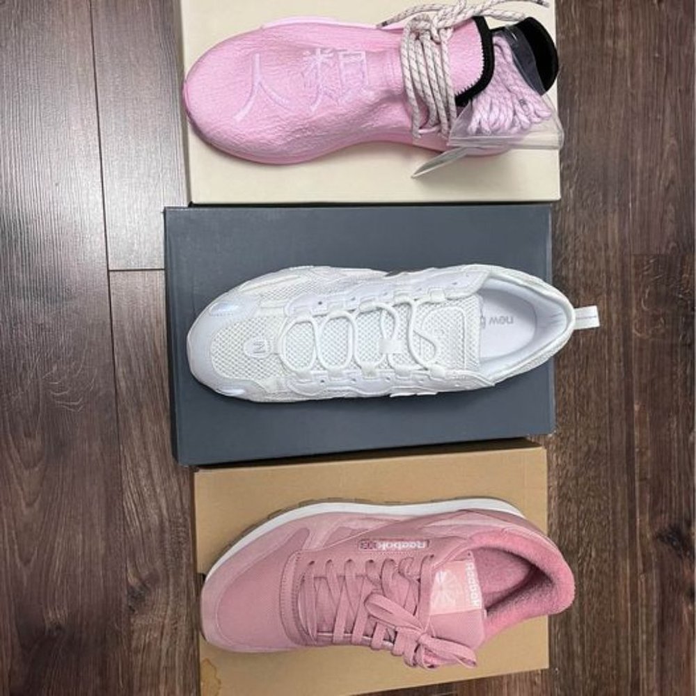 Shoes size 10